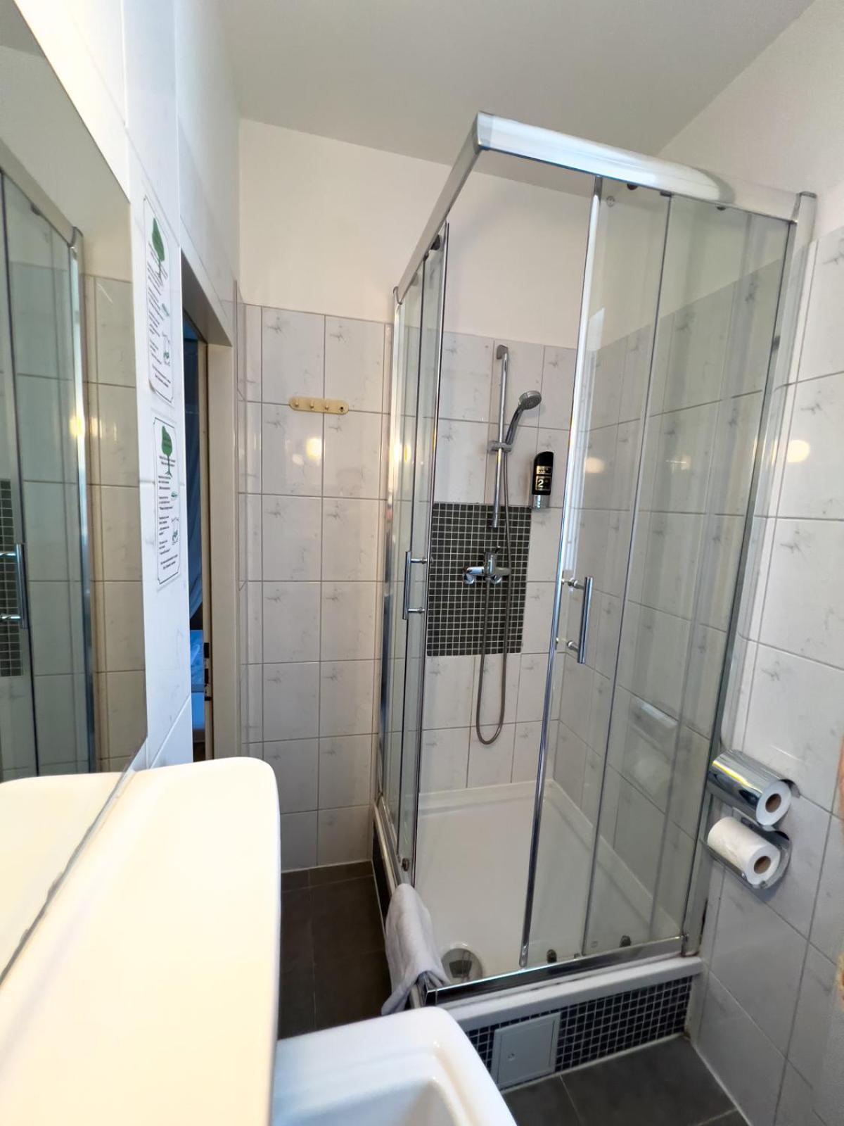 Standard Double or Twin Room,1604067865:JPEG